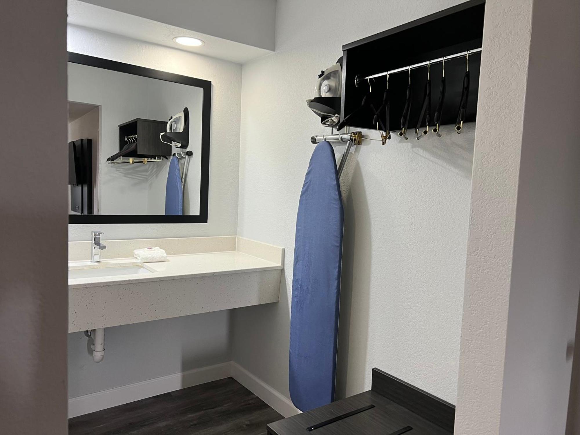 Studio 6 Tulsa Ok Central エクステリア 写真