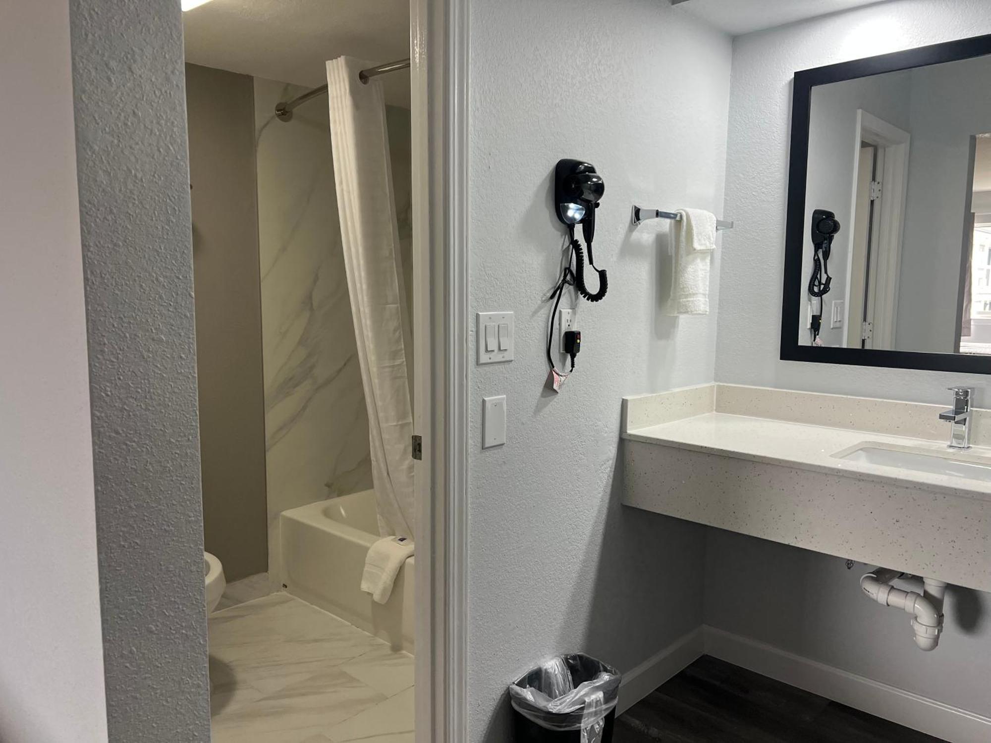 Studio 6 Tulsa Ok Central エクステリア 写真